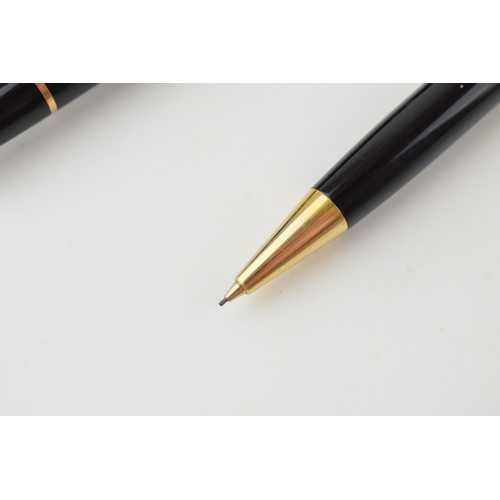 195 - Montblanc Meisterstuck Black Fountain Pen, slimline profile with a pull draw cap and gold plate band... 