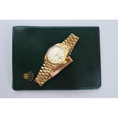 212 - Please note: this is a 26mm case.

Rolex Datejust 18ct gold automatic ladies wristwatch. 1979. Seria... 