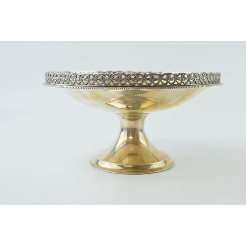 257 - Hallmarked silver pedestal dish, ornate border, London 1931, 21.5cm diameter, 412.5g / 13.27oz.