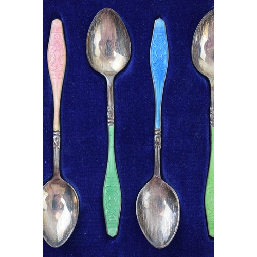 318 - A set of six silver enamelled tea spoons, with decoration to front and reverse, Birmingham 1959, Hen... 