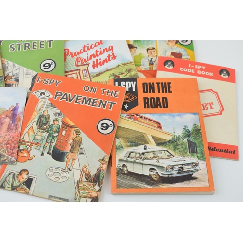 41 - A collection of vintage I-Spy books together with Zooalogical Gardens postcards and similar ephemera... 