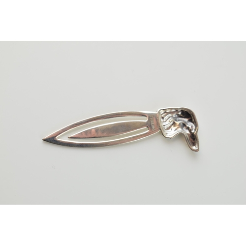 43 - Contemporary silver bookmark with a dog's head finial.