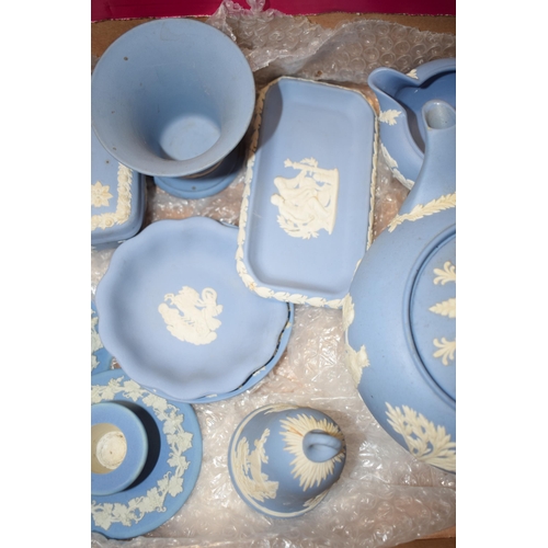 8 - Wedgwood Jasperware blue items to include 5