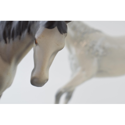 18 - Beswick horses to include two Spirits and a mare facing right  (3), all with damages).