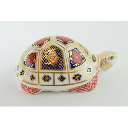 50 - Royal Crown Derby paperweight, Turtle in the Old Imari 1128 pattern, date mark for 1996 (LIX), red R... 