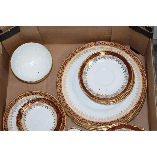 59 - Duchess 'Winchester' tea service to include six trios, six 9 1/2