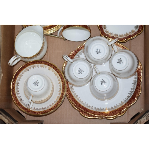 59 - Duchess 'Winchester' tea service to include six trios, six 9 1/2