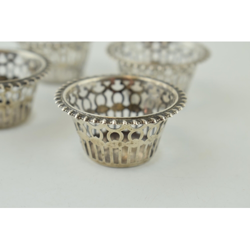 485 - Two pairs of miniature silver bonbon dishes, Birmingham 1904 and 1980, 23.5g, 46mm wide.