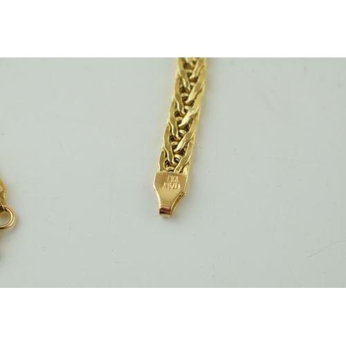 513 - 18ct yellow gold double link chain. Marked .750. Made in Italy. Length 44cm. Weight 15.4 grams.