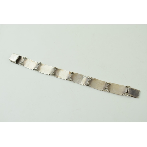 546 - Silver Art Deco style bracelet, 15.1g, 17.5cm long.