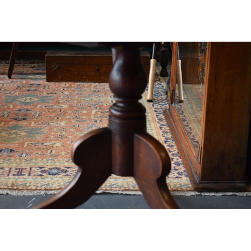 247 - Edwardian mahogany small proportion tripod table, 53cm tall, 61cm diameter.