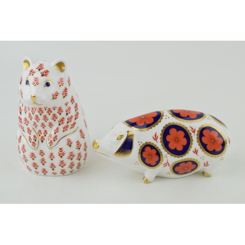 290 - Two Royal Crown Derby paperweights, Hamster, 11cm high, date code for 1991 (LIV) and Pig, date code ... 