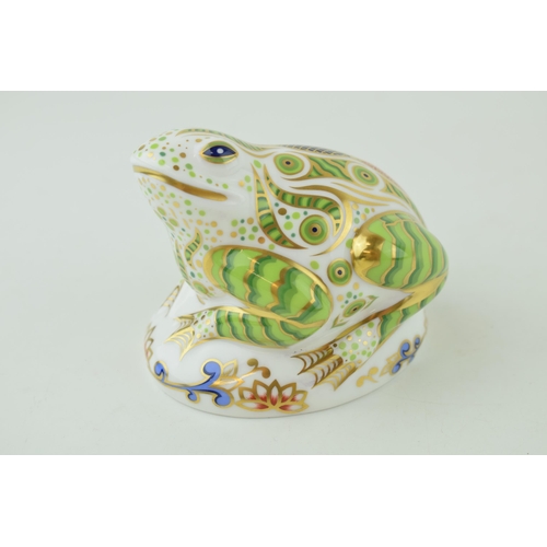 293 - Royal Crown Derby paperweight, Toad, 9cm, this is number 2,881 of a limited edition of 3,500, red pr... 