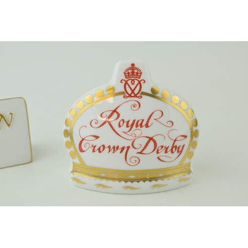 311 - Royal Crown Derby paperweight, Crown Namestand, a Special Edition presented to Members of The Royal ... 