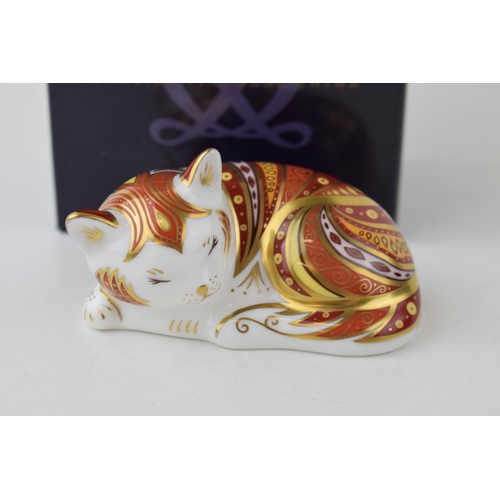 331 - Royal Crown Derby paperweight, Marmelo - Sleeping Kitten, 8cm long, this is number 1,581 of a specia... 