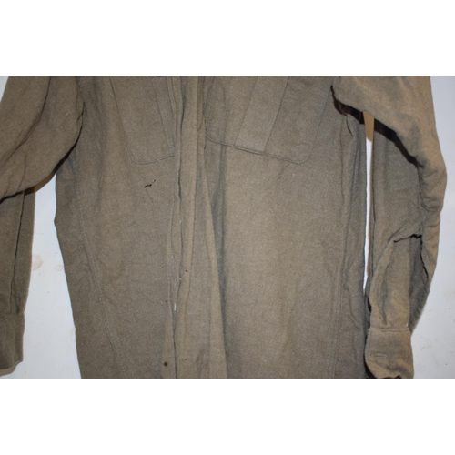 39 - Vintage military dress jacket khaki shirt