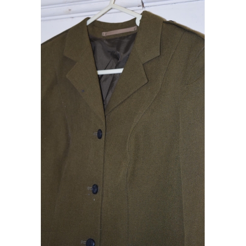 40 - Vintage military dress jacket