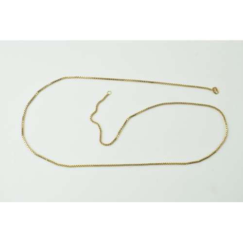 555 - A 9ct yellow gold necklace. Length 45cm. Weight 3 grams.