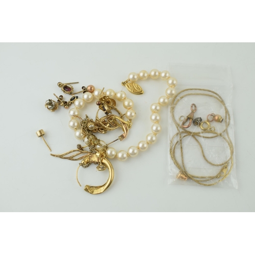 568A - A collection of yellow metal and costume jewellery t include pearls, earrings and others, some tests... 