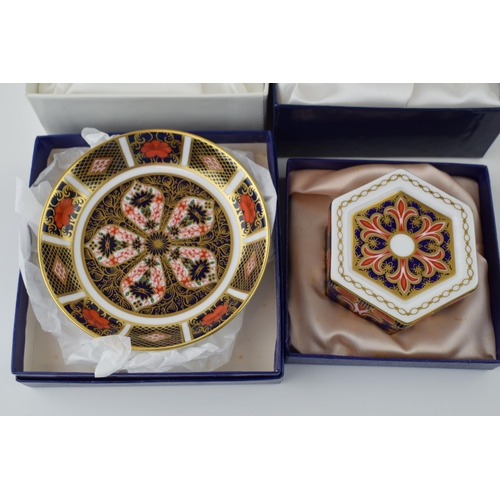 78 - Boxed Royal Crown Derby to include a 1128 Old Imari Viola Vase, an 1128 Primrose Vase, a 1297 trinke... 