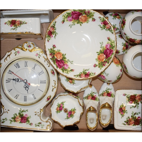 85 - A collection of Royal Albert 'Old Country Roses' novelty and miniature items to include clock, lidde... 