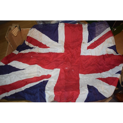 126 - A mixed collection of items to include books and epehemra, Union Jack / Flag, collectors coins, roll... 