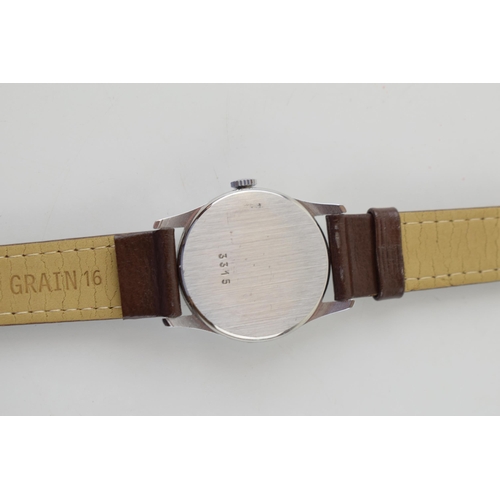 136 - An gentleman's Ingersoll wristwatch. Silvertone circular dial. Arabic numberals at 12 and 6 with app... 