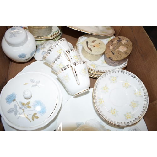 139 - Wedgwood to include Ice Rose table ware, a 1930s part tea service and others (Qty).