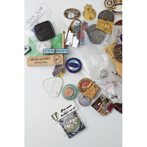 95 - A large collection of badges relating to The Royal British Legion, Help for Heroes and The Poppy App... 