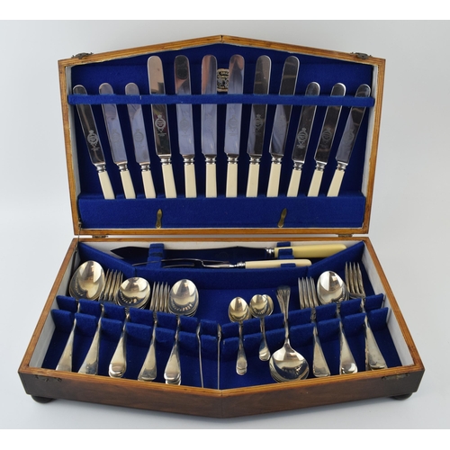 154 - A cased Sheffield stainless steel cutlery set 'Silvawyte' by L.B.B.