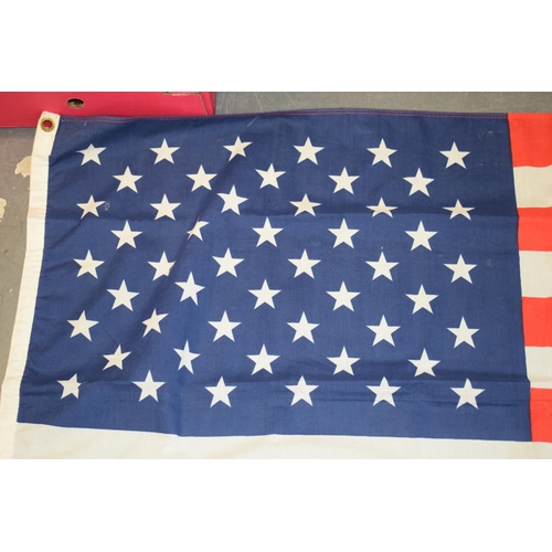 162 - A vintage 'Stars and Stripes' USA / United States / American flag. Double stitched with metal eyelet... 