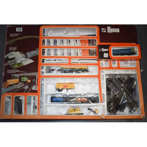 169 - A boxed Lima HO Scale Train Set together with a Boxed Lima BR Engine. (2)