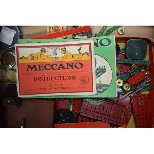 175 - Vintage 'Meccano' c1950s together with original instruction manuals and catalouges. (Qty)