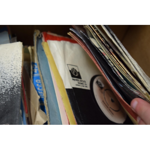 177 - A large quantity of 45 single records to include rock and pop vinyl of the 70s and 80s. (Qty)