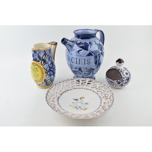 113 - A collection of Italian ceramics to include Faemza bowl, salt pot and jug together with an early cer... 