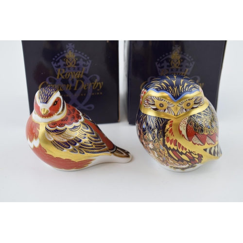 159 - Boxed Royal Crown Derby paperweights to include a Little Owl and a Chaffinch, with gold and silver s... 