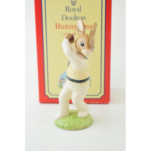 190 - Boxed Royal Doulton Cricketer Bunnykins Bowler Bunnykins DB145.