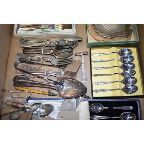 543 - A collection of silver-plated items to include cutlery, tray, scollop tray and other similar items. ... 