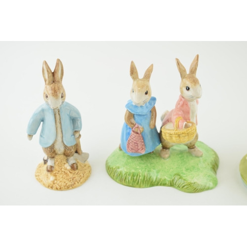 66 - Boxed Beswick Beatrix Potter figures to include Peter Rabbit (Gold), Peter Rabbit Digging, Flopsy & ... 