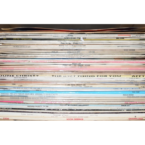 368 - A large collection of vinyl album records including Tammy wynette, Peggy Lee, Dolly Parton etc in th... 