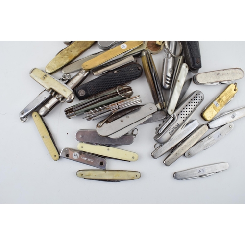 381 - A large quantity of vintage pocket knives to include advertising knives, Sheffield knives, military ... 