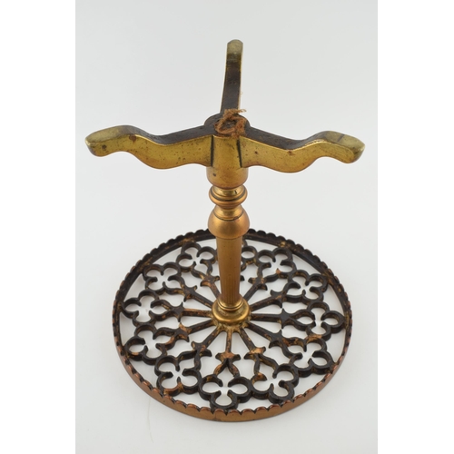 462 - Antique brass fireside trivet, similar to a tripod table, heavy, 27cm tall.