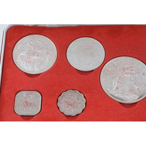 495 - Cased silver set of coins 'Commonwealth of the Bahama Islands Proof set' to include 72.8g of sterlin... 