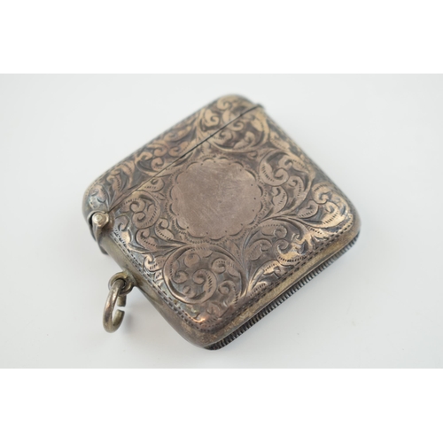 545 - A silver vesta case hallmarked Birmingham 1907. Weight 28 grams.