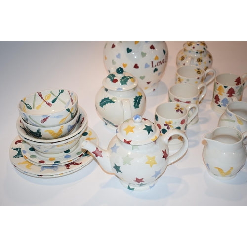 145 - Emma Bridgewater Pottery in the Polka Dot patterns to include Polka Hearts six pint jug, Polka Stars... 