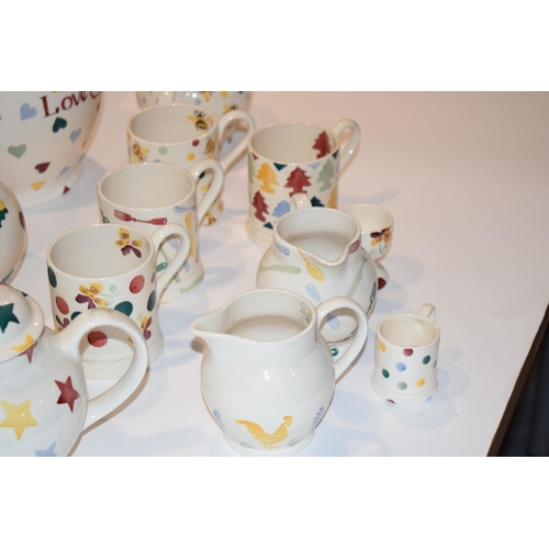 145 - Emma Bridgewater Pottery in the Polka Dot patterns to include Polka Hearts six pint jug, Polka Stars... 