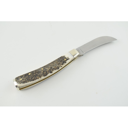 26 - A Wright & Son Ltd, Sheffield flat cap antler handle pocket pruner folding pruning knife