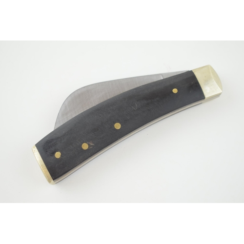 31 - An A Wright & Son Ltd, Sheffield flat cap bone handle pruner folding pocket pruning knife