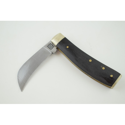 31 - An A Wright & Son Ltd, Sheffield flat cap bone handle pruner folding pocket pruning knife