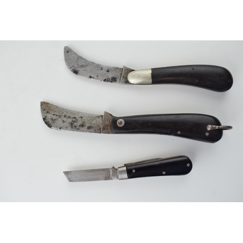 6 - Three Vintage Pruning Pocket Knives to include a Joseph Rodgers & Sons Sheffield Early c20th Bone Ha... 